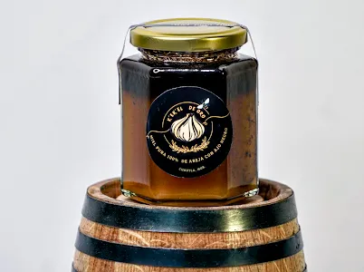 Miel 100% pura con ajo negro (Kekel de oro)